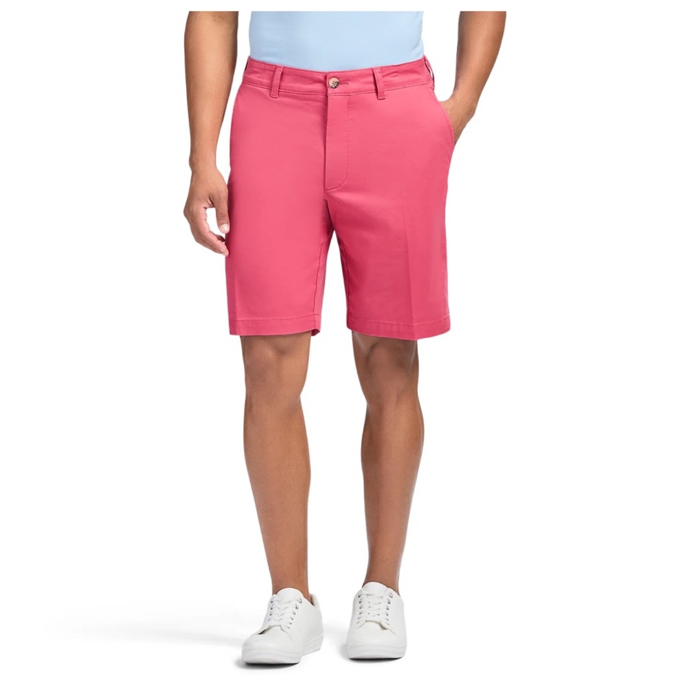 Izod Men's Holly Berry Flat Front Shorts